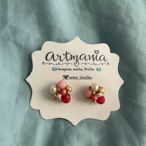 Unique Stud Earrings - Picture 3 of 4